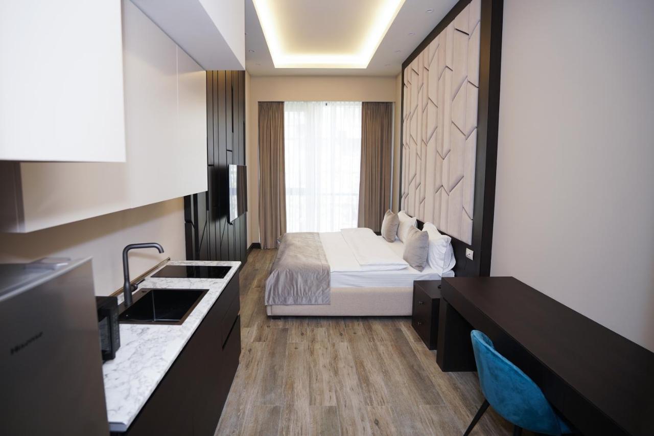 Soho Apart Hotel Erivan Exterior foto