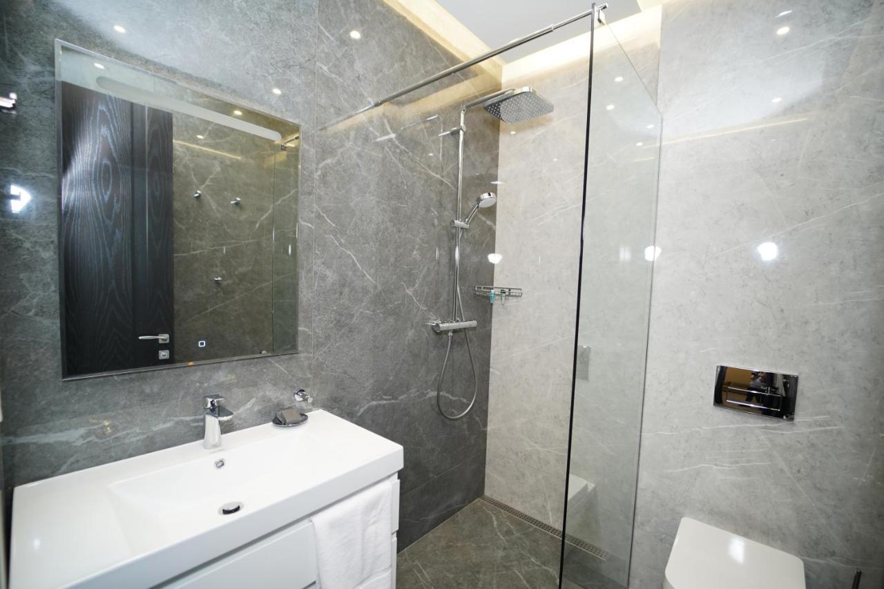 Soho Apart Hotel Erivan Exterior foto