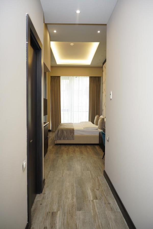 Soho Apart Hotel Erivan Exterior foto