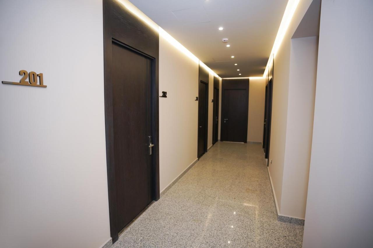 Soho Apart Hotel Erivan Exterior foto
