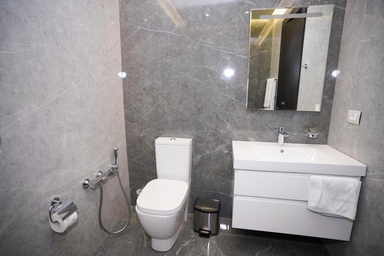 Soho Apart Hotel Erivan Exterior foto