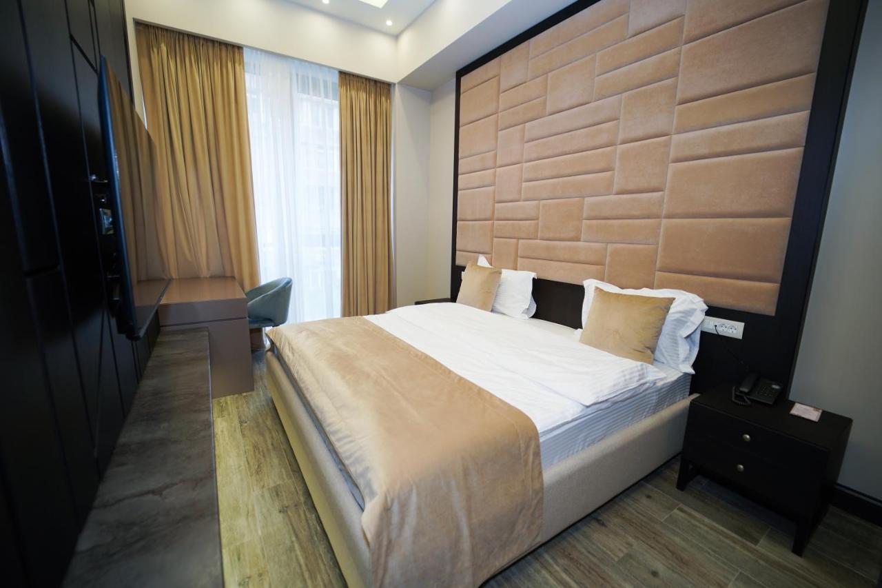 Soho Apart Hotel Erivan Exterior foto