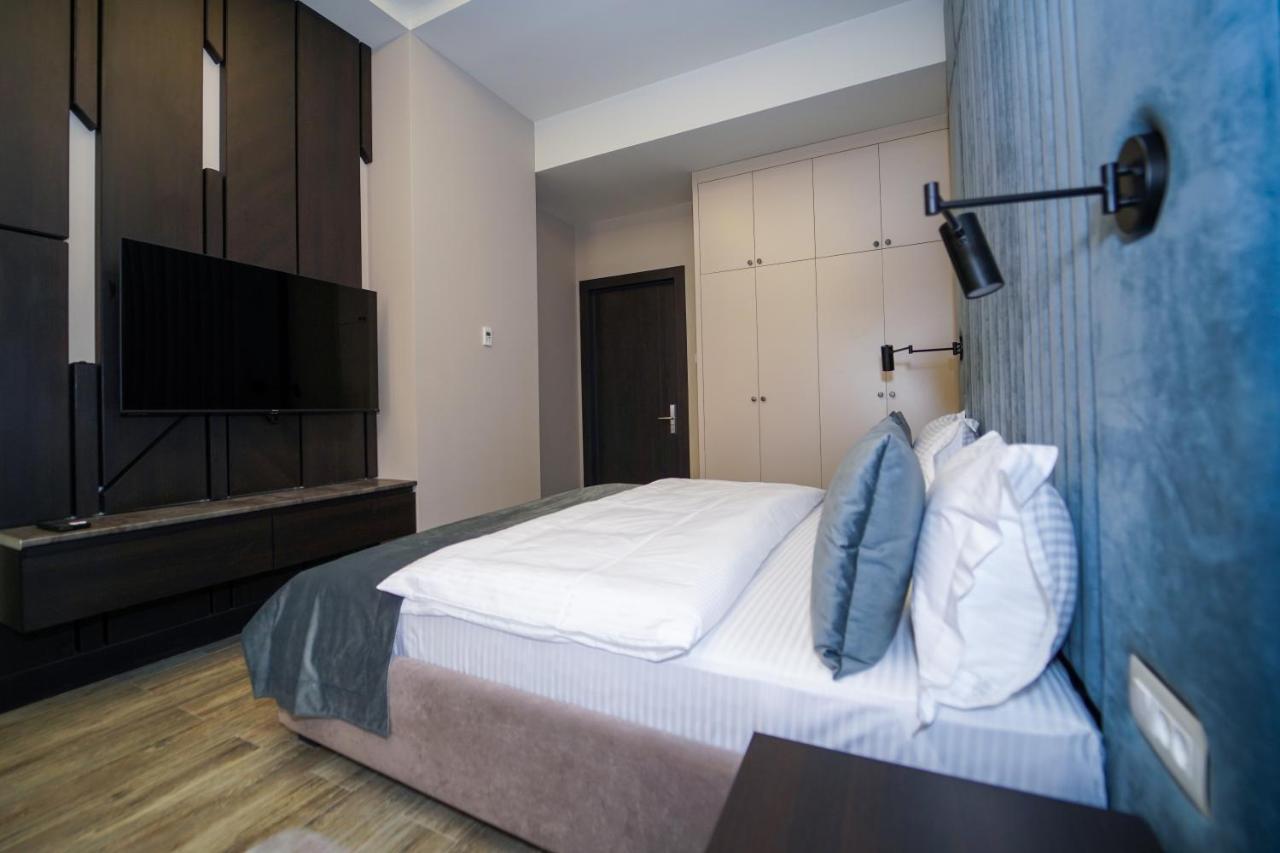 Soho Apart Hotel Erivan Exterior foto